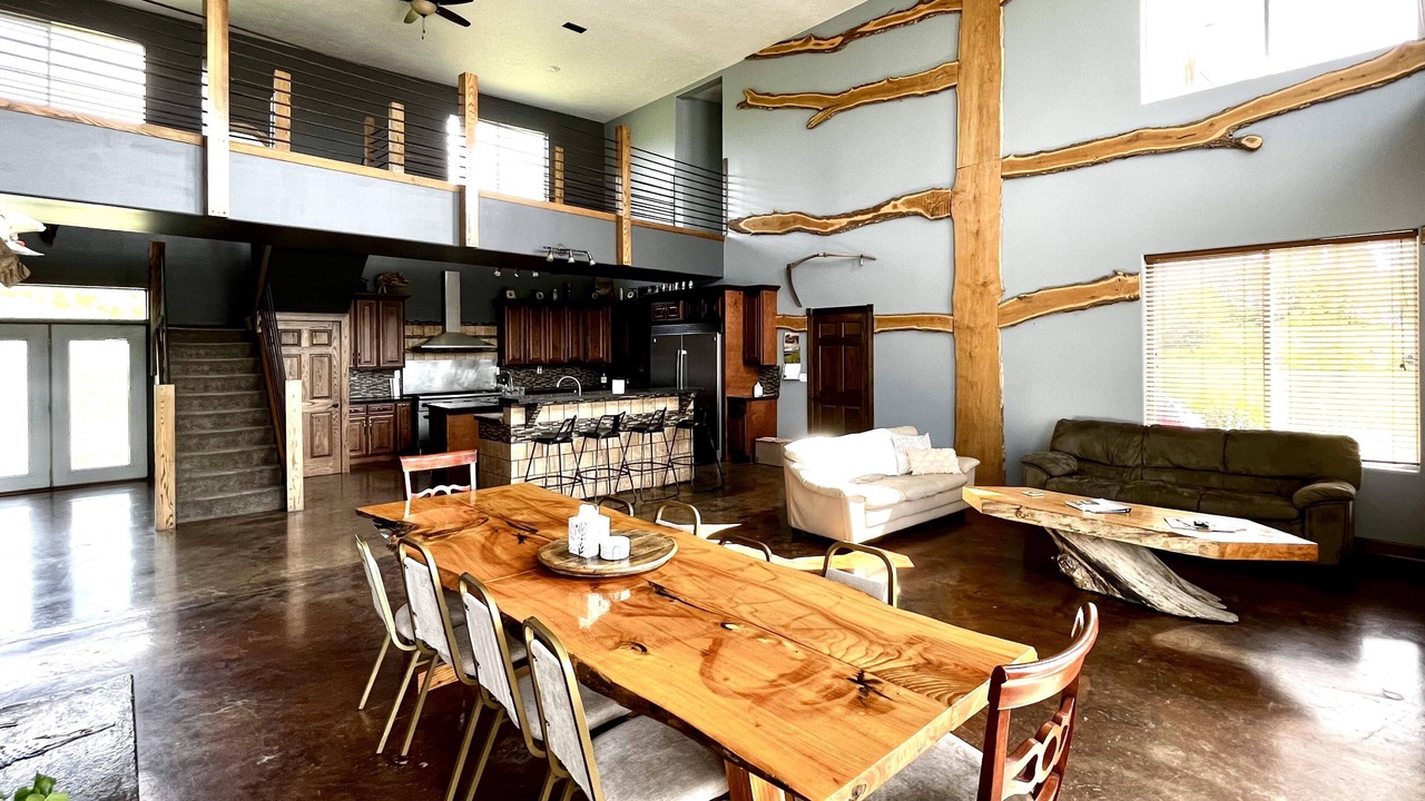 Photo of Livingroom in Fremont County