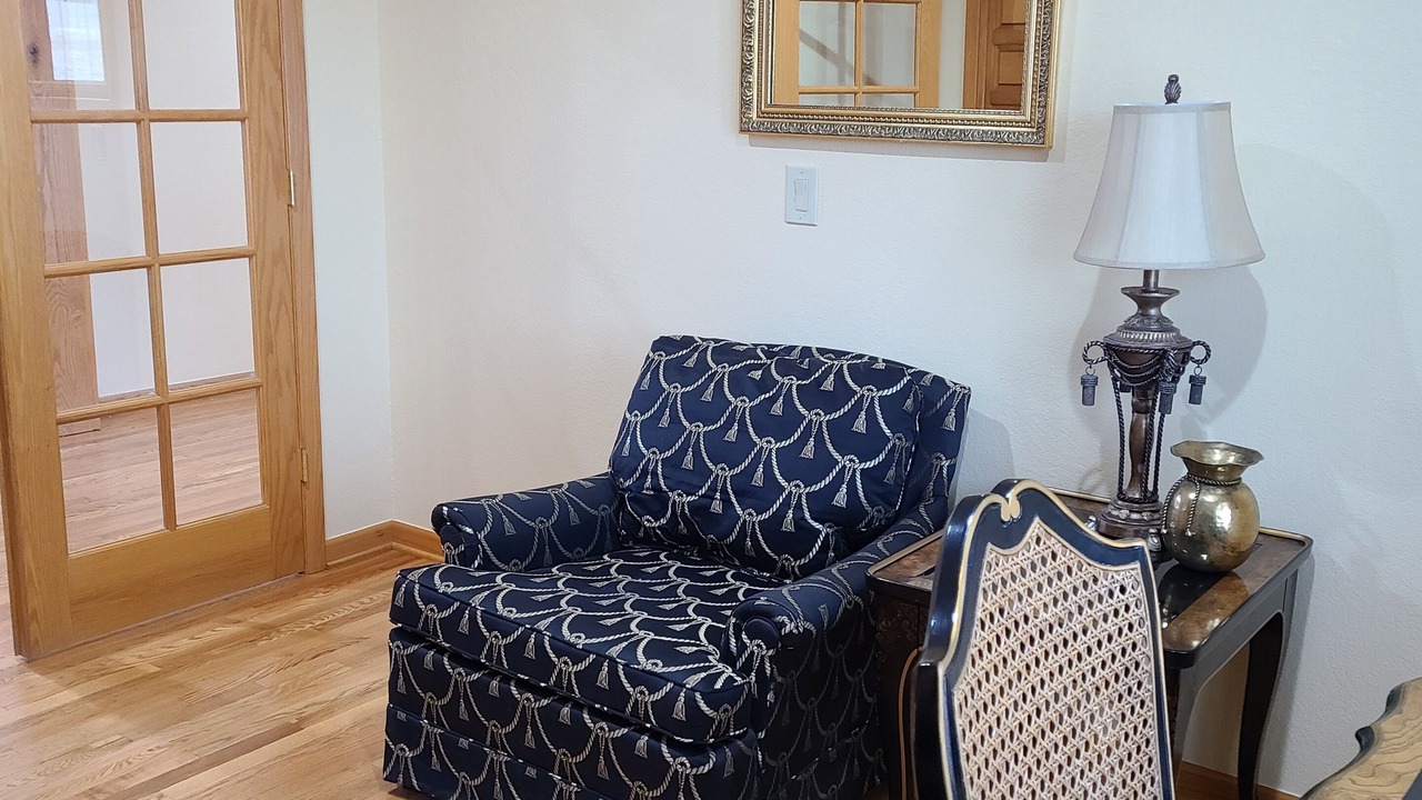 Photo of Livingroom in Westridge