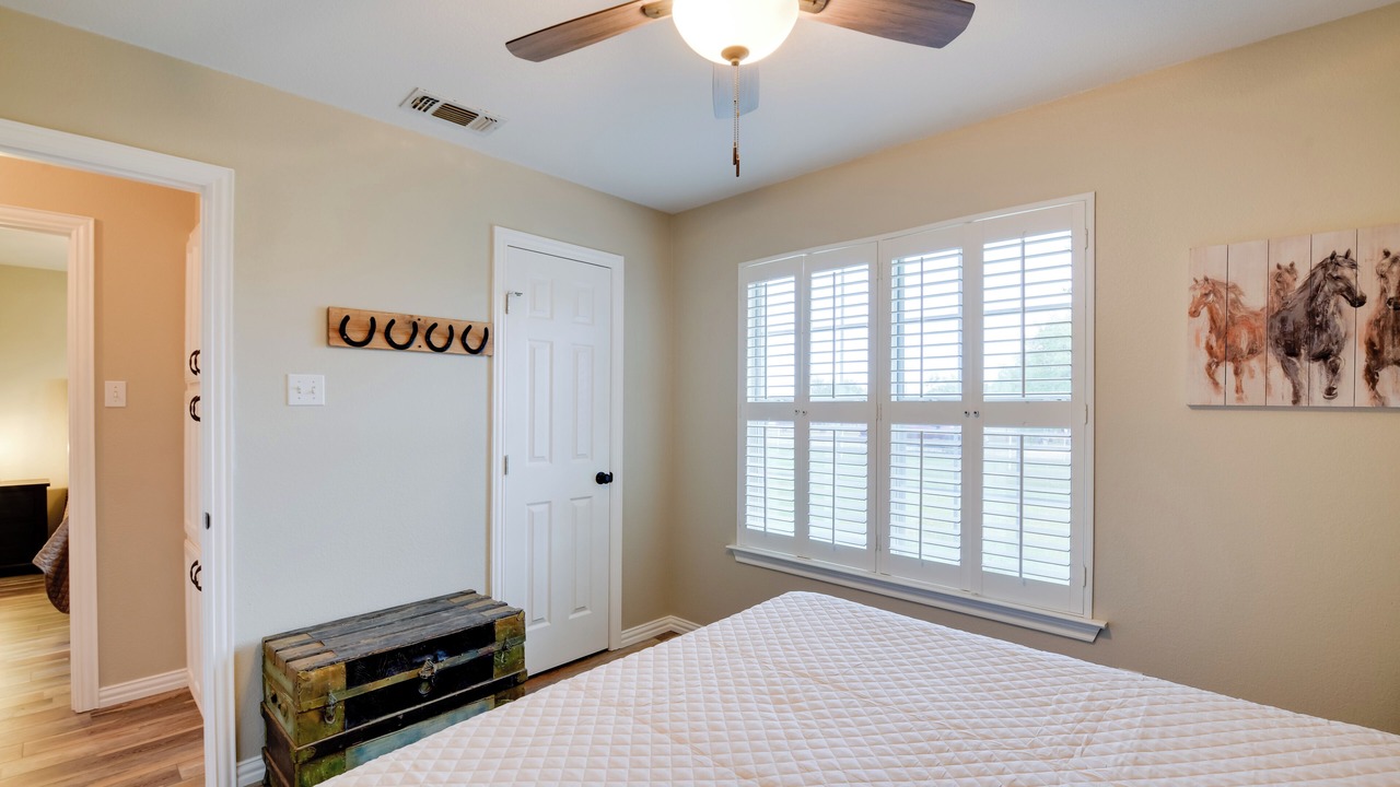 Photo of Bedroom in Granbury