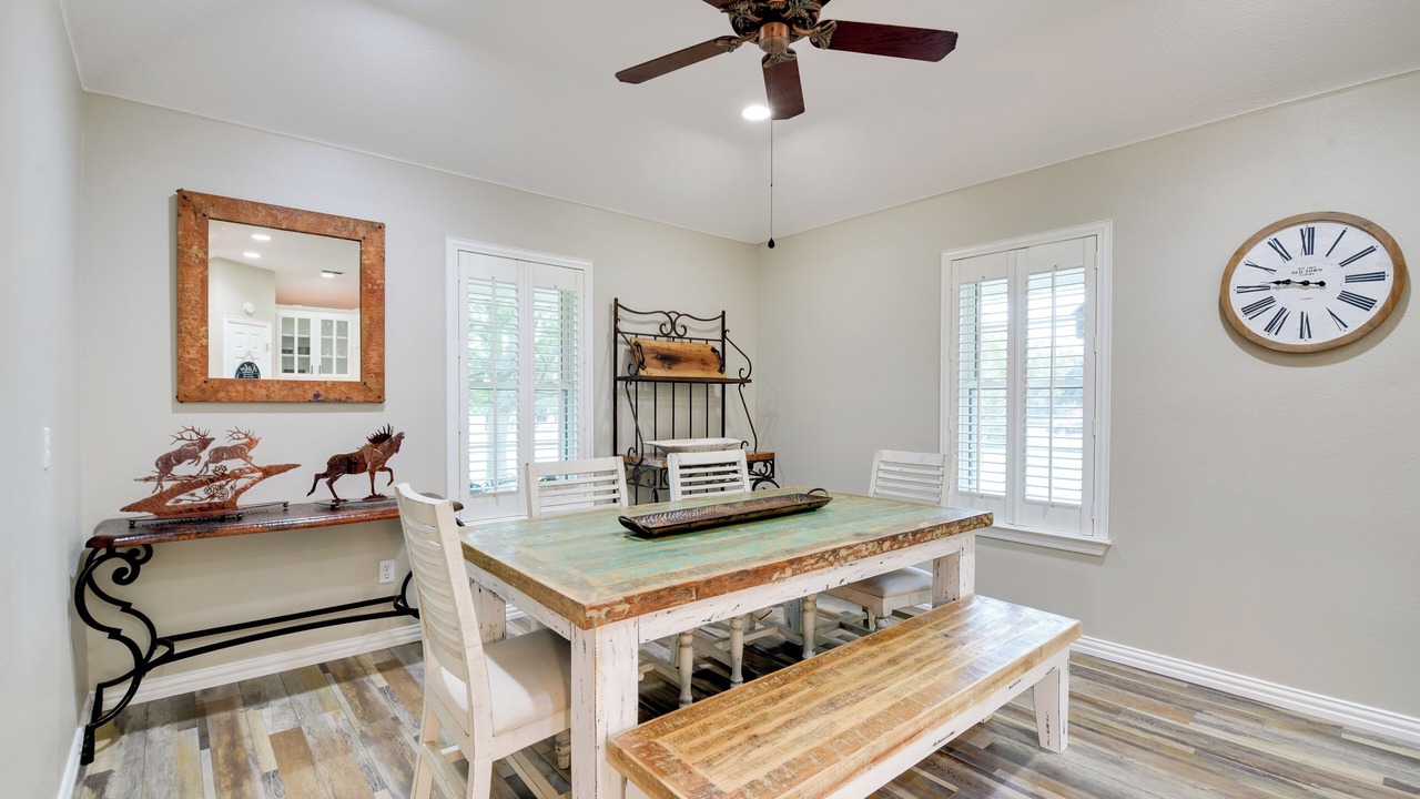 Photo of Bedroom in Granbury
