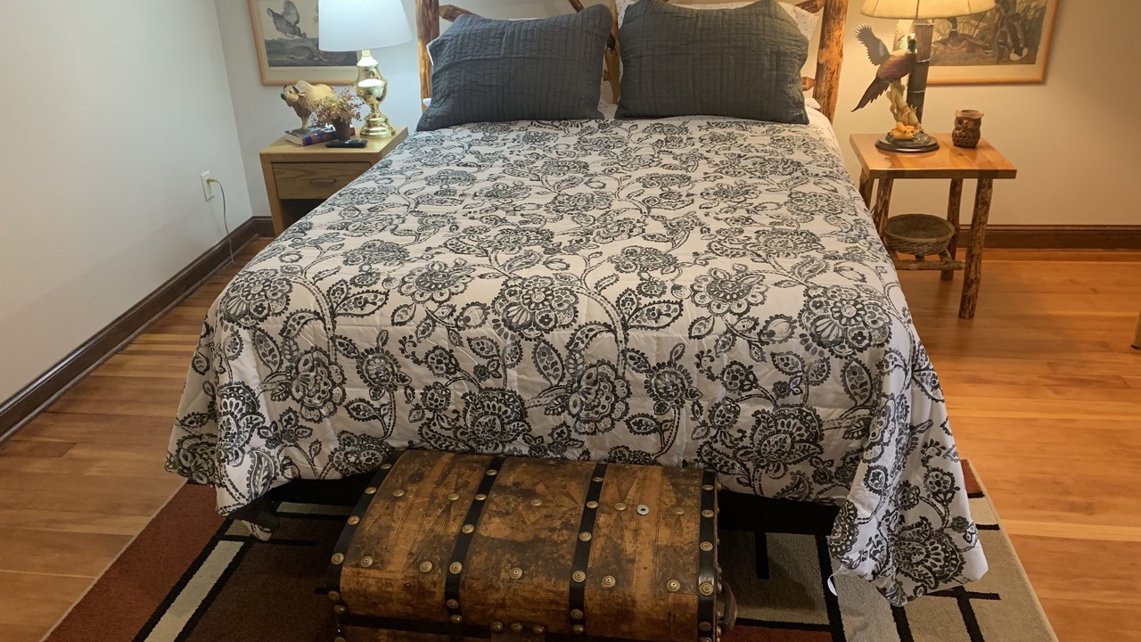 Photo of Bedroom in Southeast Bon Homme