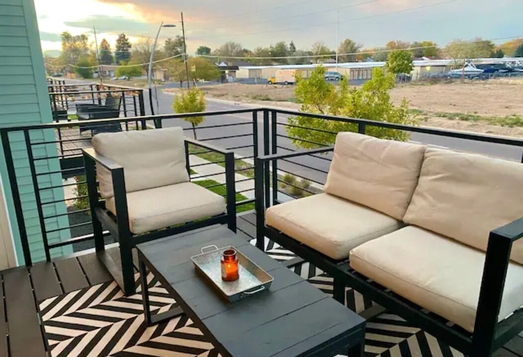 Photo of Patio Balcony in Twin Lakes