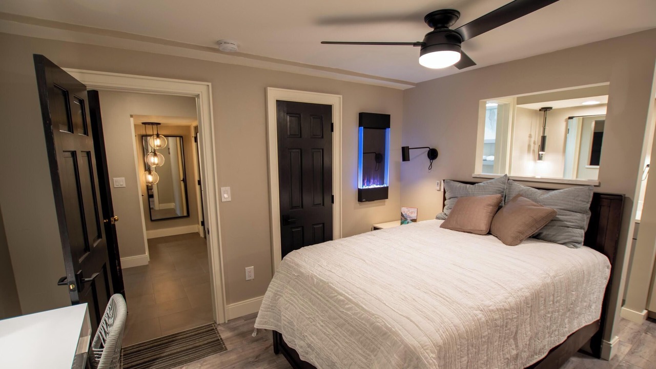 Photo of Bedroom in Englewood
