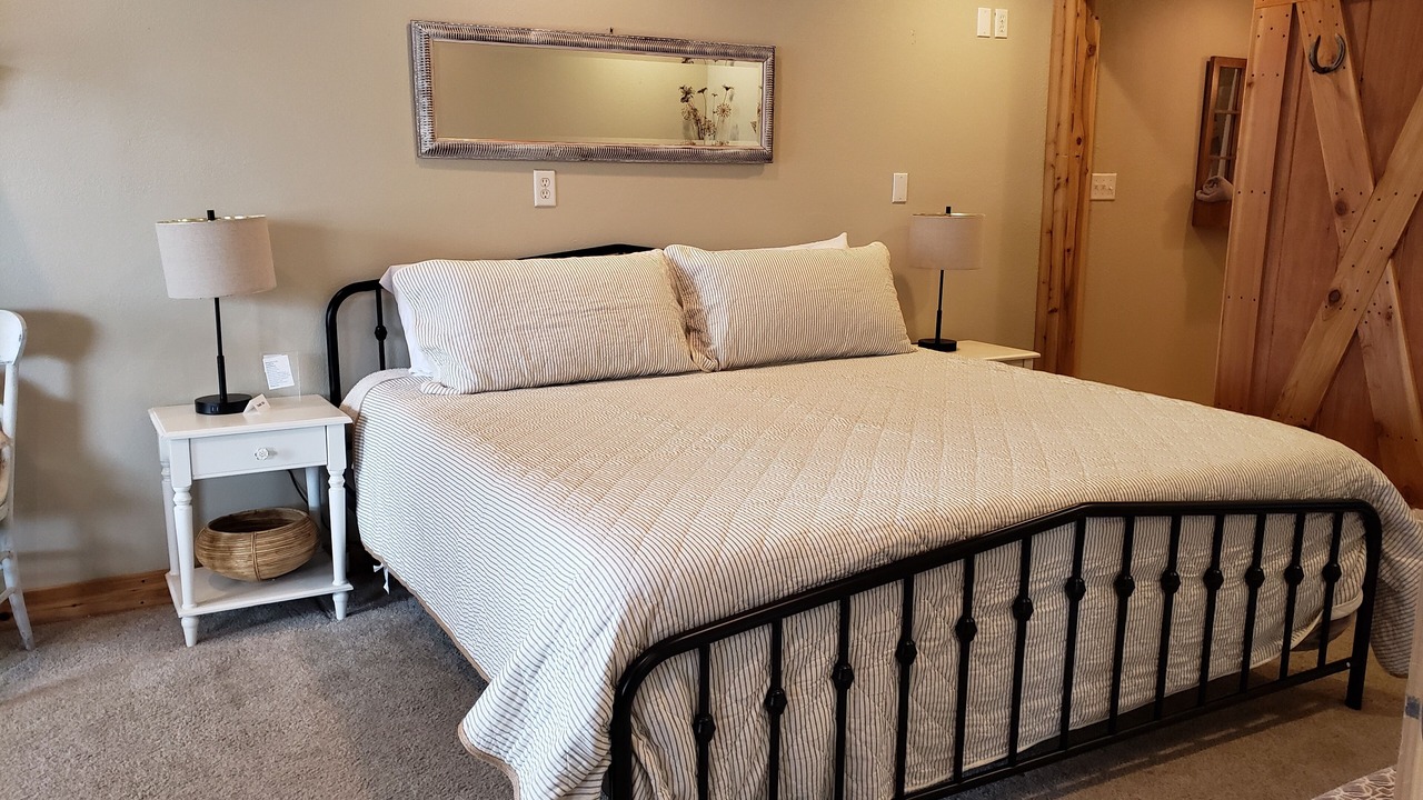 Photo of Bedroom in Midvale
