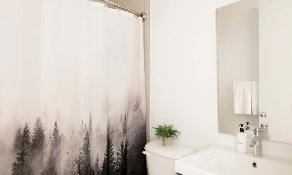 Photo of Bathroom in Five Points