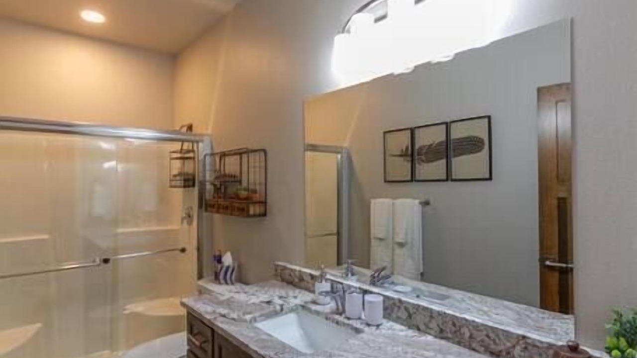 Photo of Bathroom in Valley