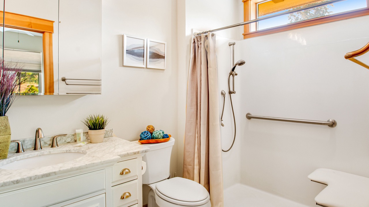 Photo of Bathroom in Orondo