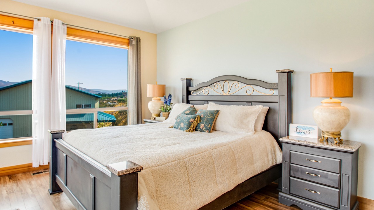 Photo of Bedroom in Orondo