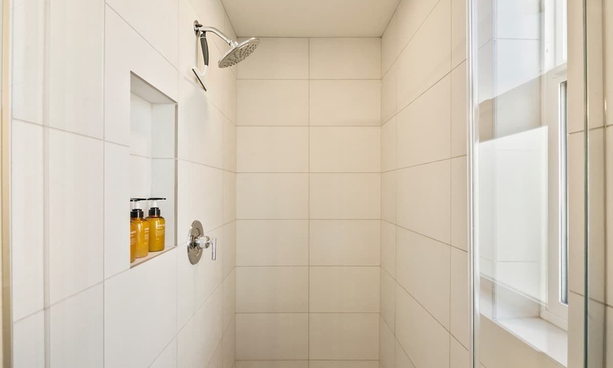 Photo of Bathroom in Broadway