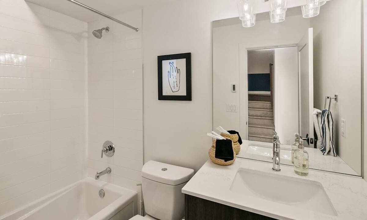 Photo of Bathroom in Broadway