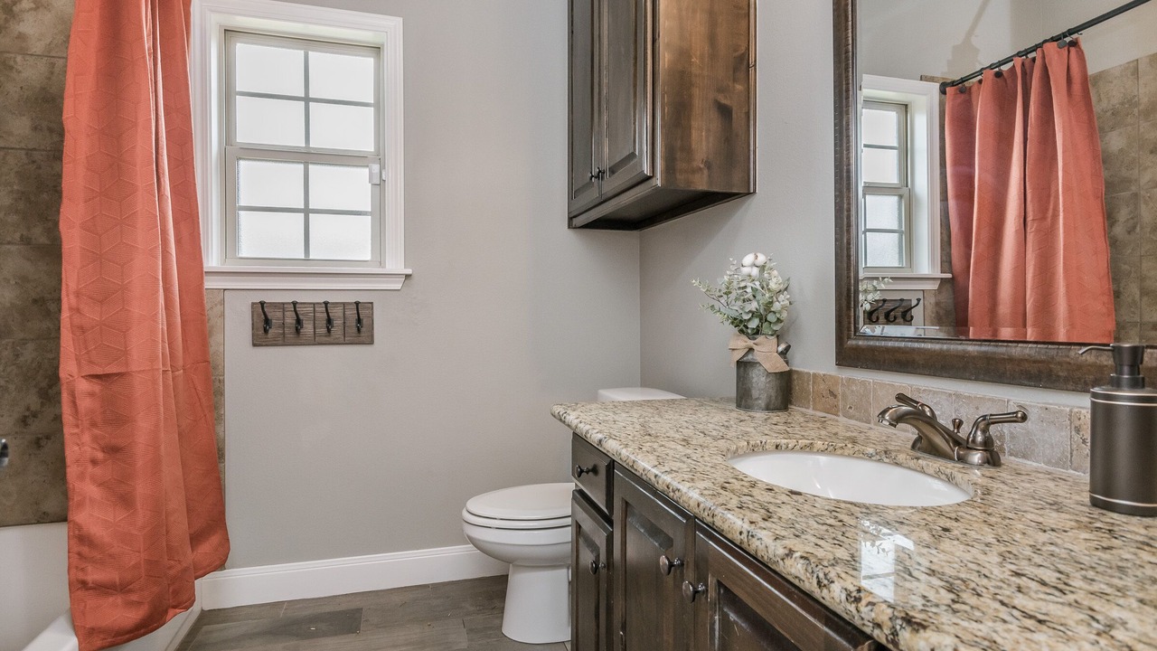Photo of Bathroom in Canyon