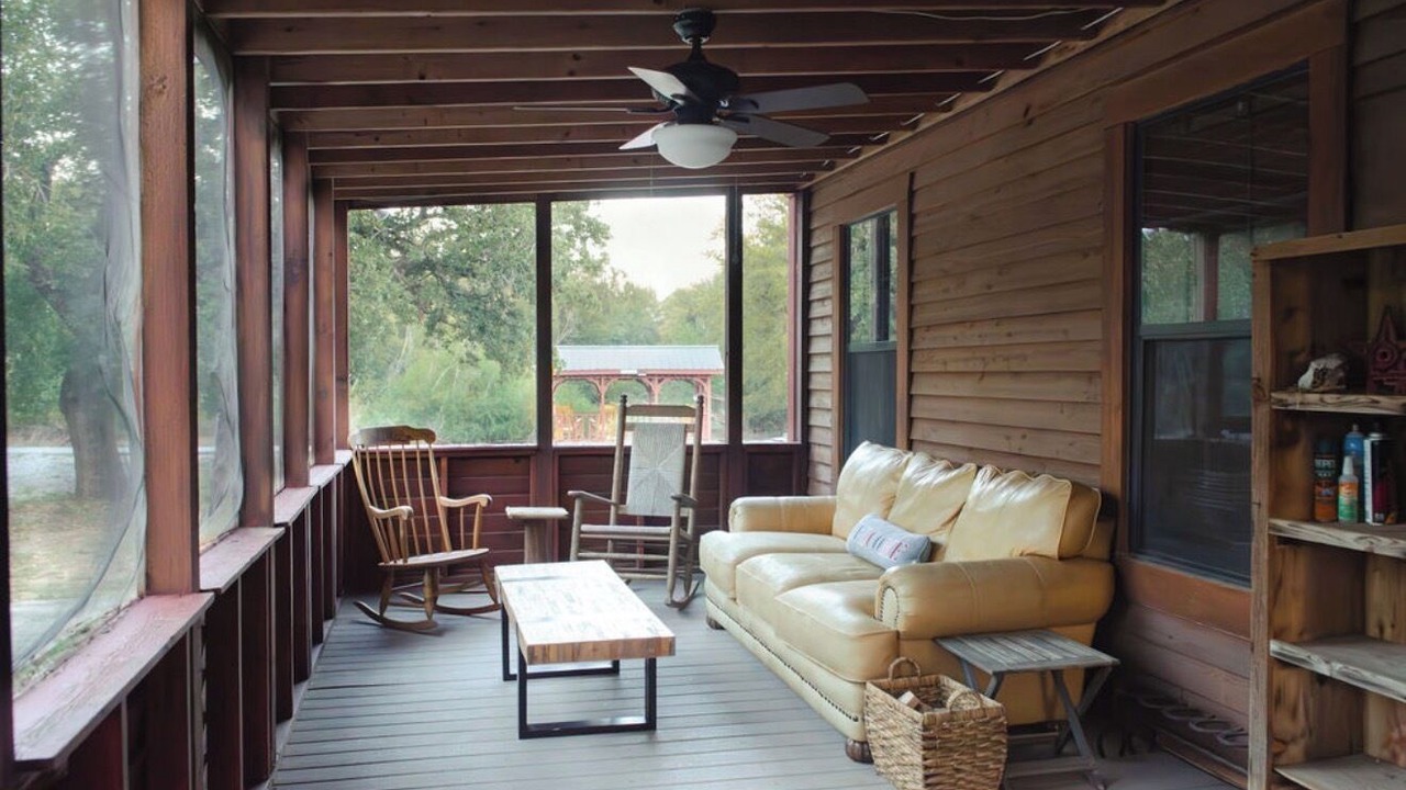 Photo of Livingroom in Bridgeport