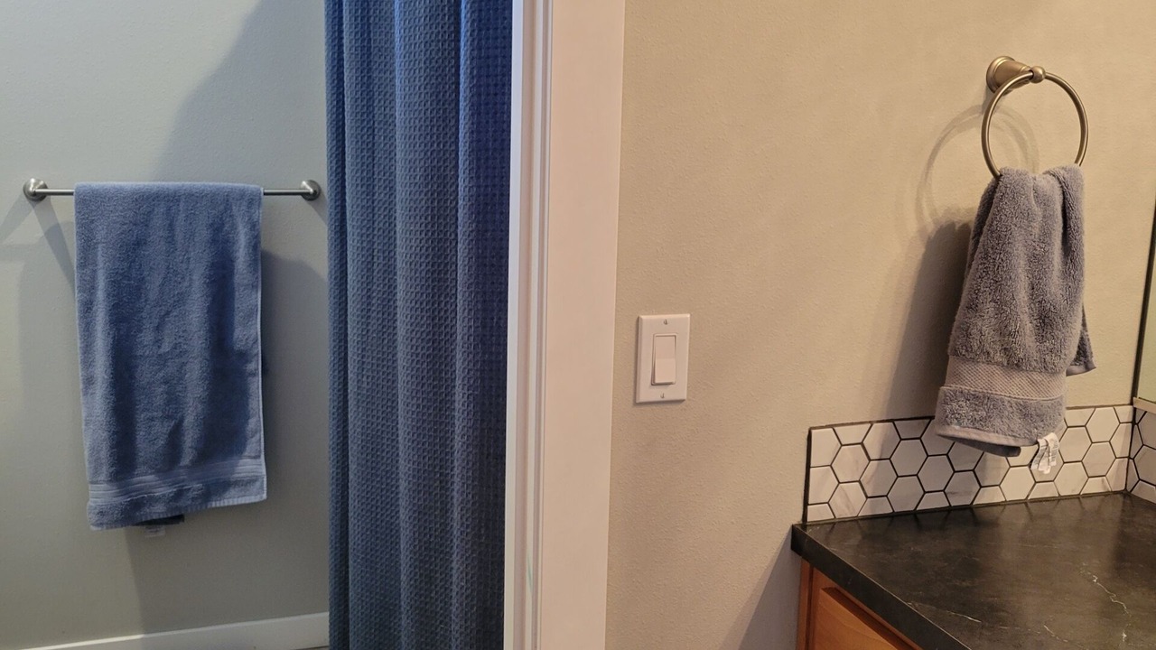Photo of Bathroom in Desert Aire