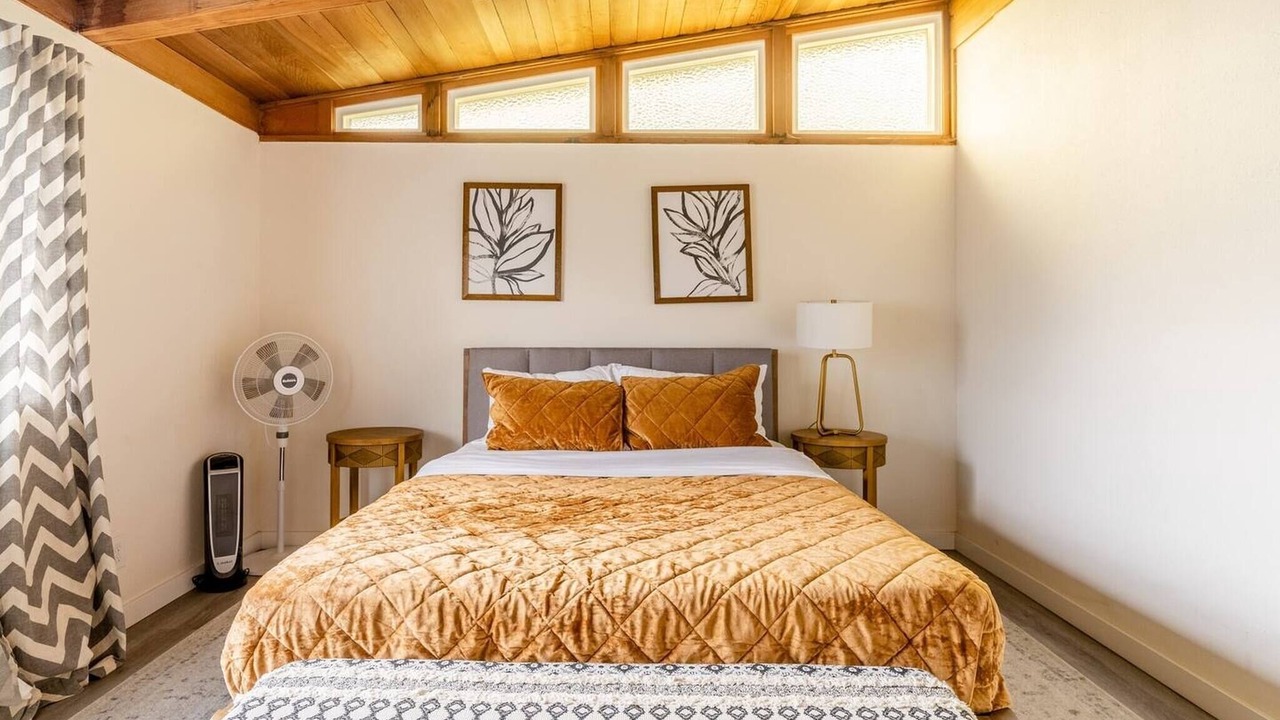 Photo of Bedroom in SeaTac