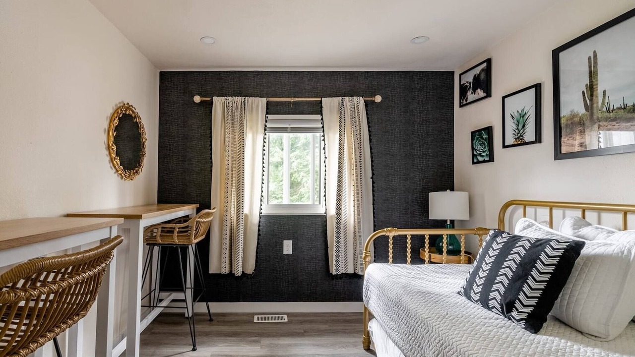 Photo of Bedroom in SeaTac