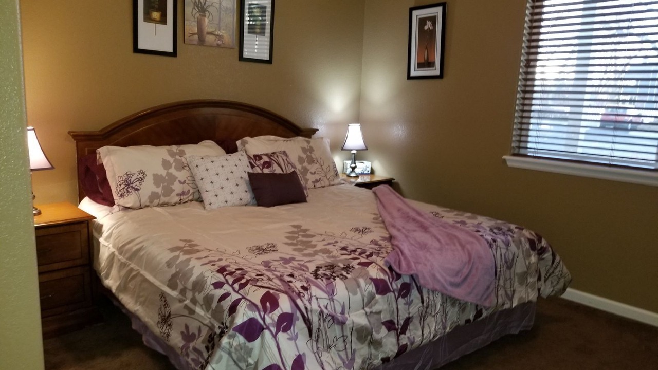 Photo of Bedroom in Arvada Plaza Area