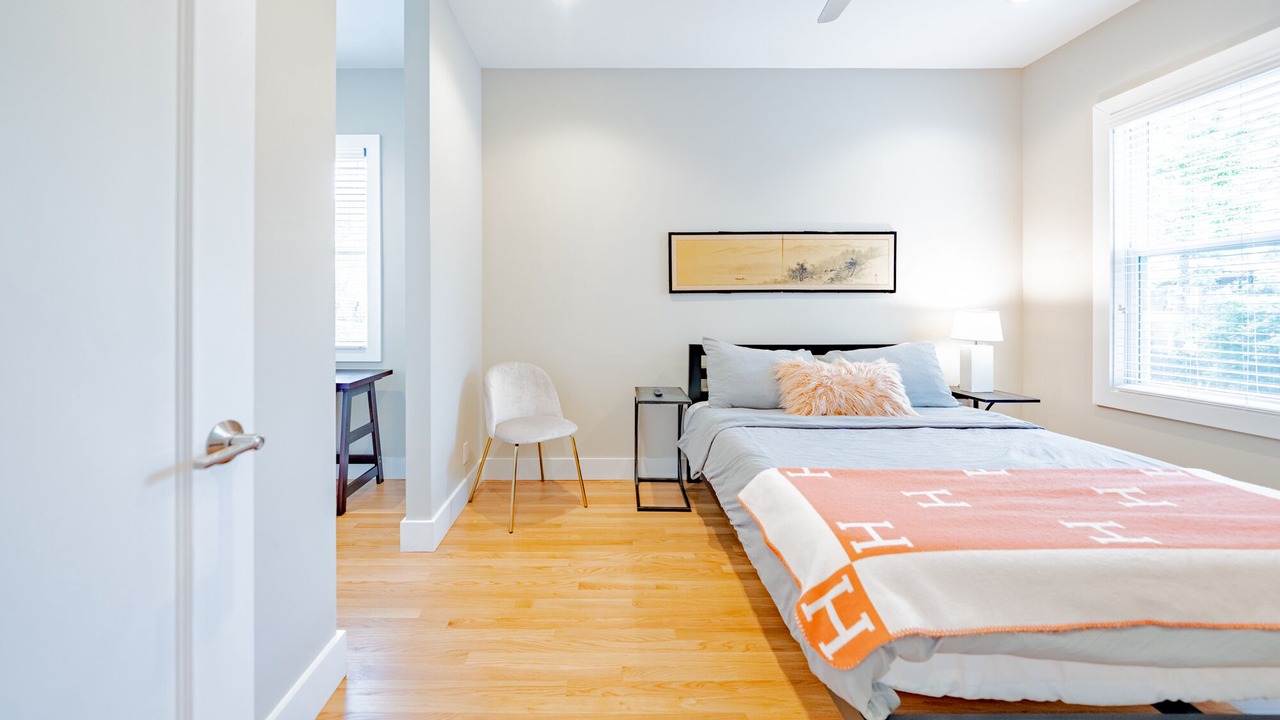 Photo of Bedroom in Southmoreland