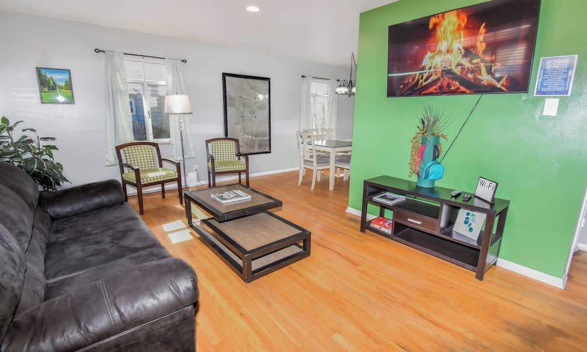 Photo of Livingroom in Southeast