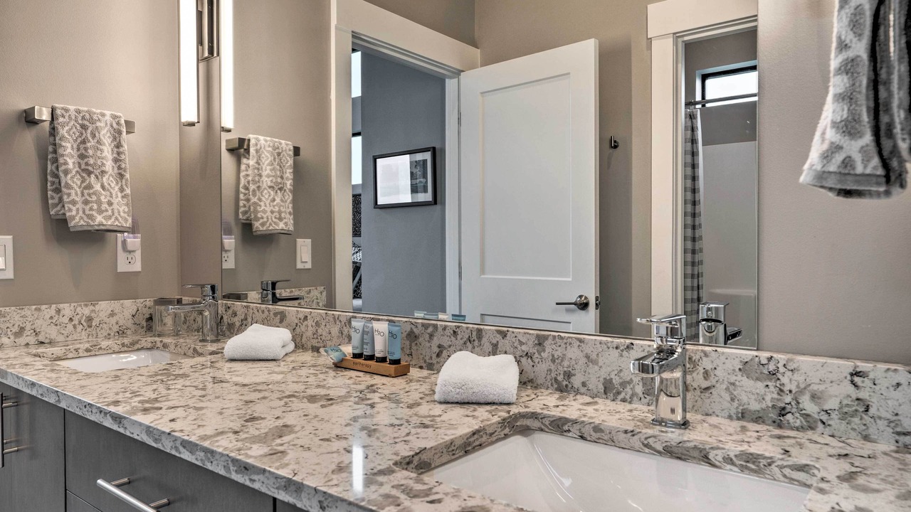 Photo of Bathroom in Manson