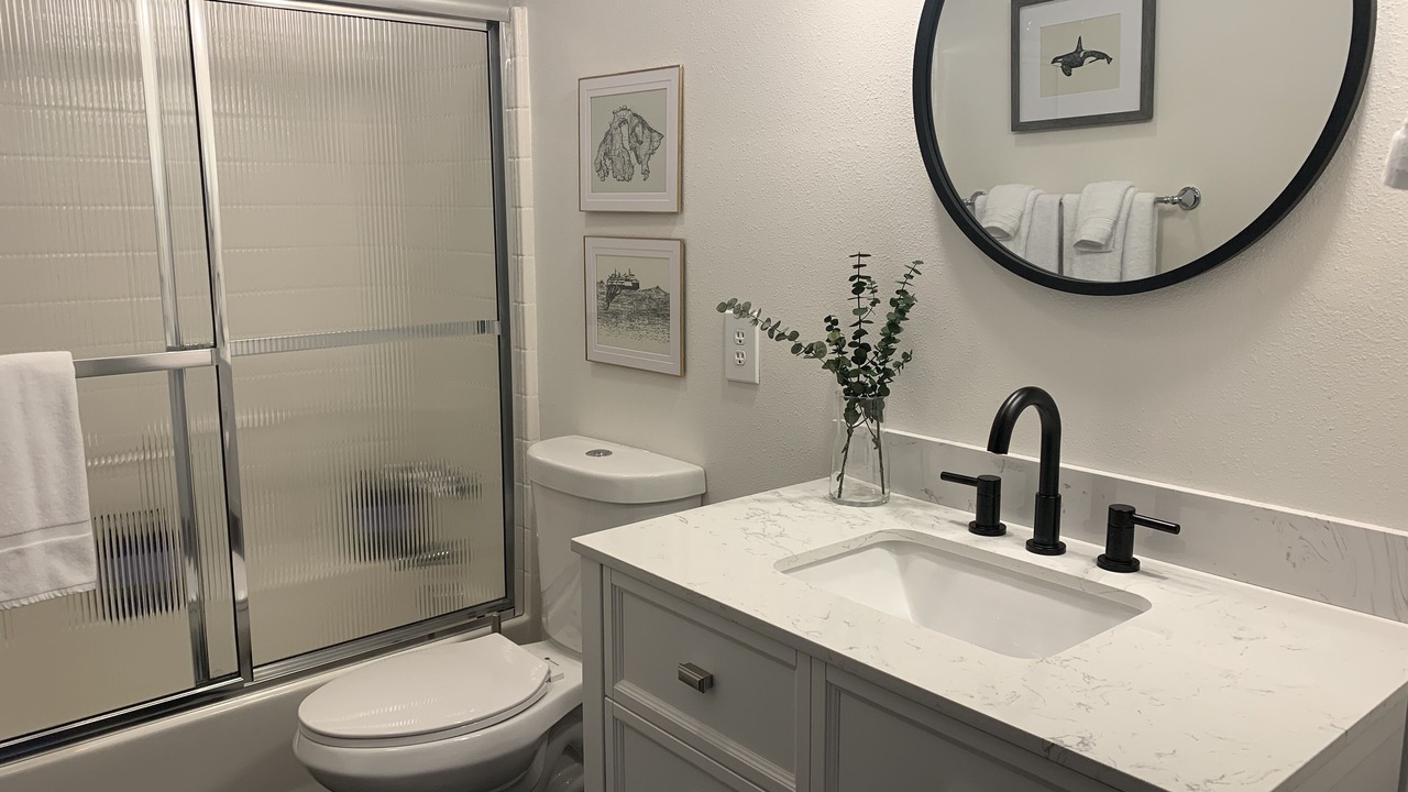 Photo of Bathroom in Eastsound