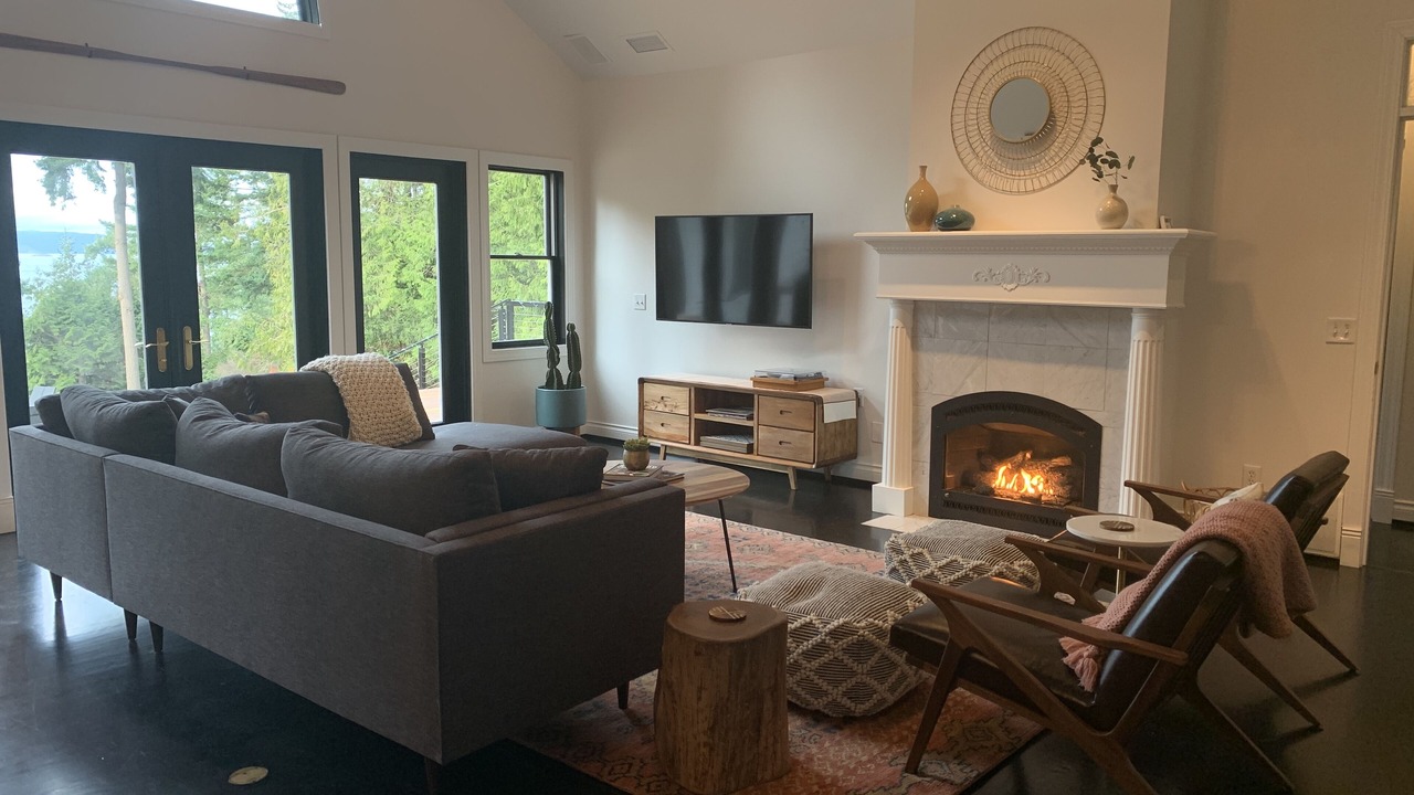 Photo of Bedroom in Eastsound