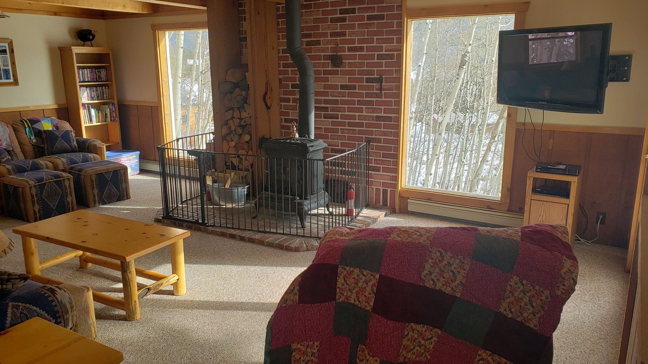 Photo of Livingroom in Grand Lake