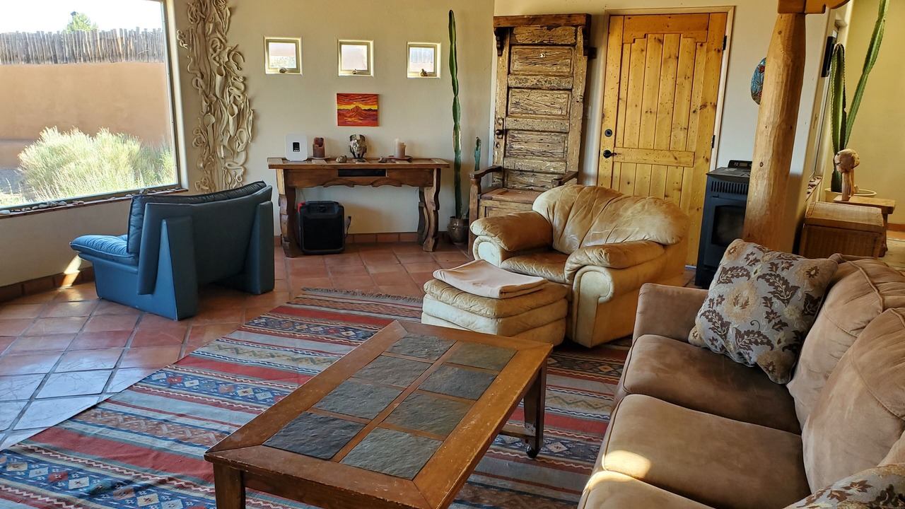 Photo of Livingroom in Placitas