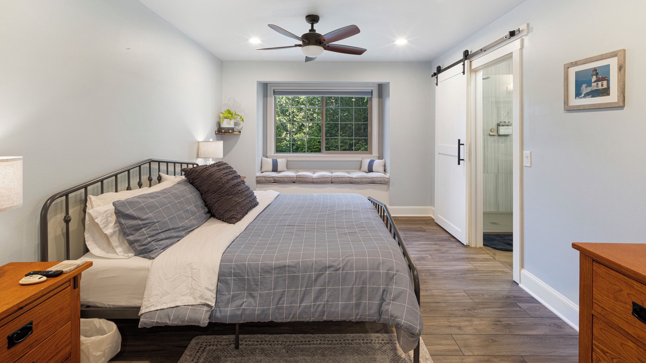Photo of Bedroom in Roche Harbor