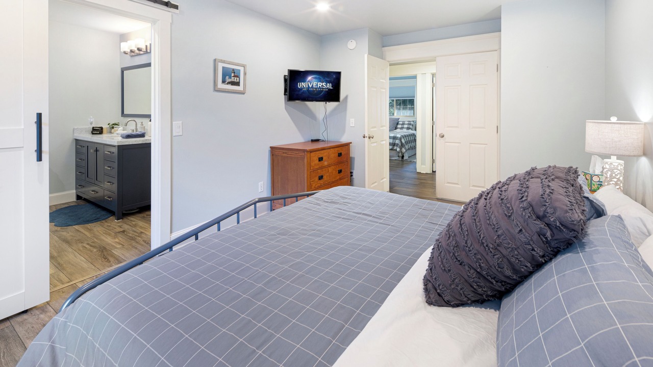 Photo of Bedroom in Roche Harbor
