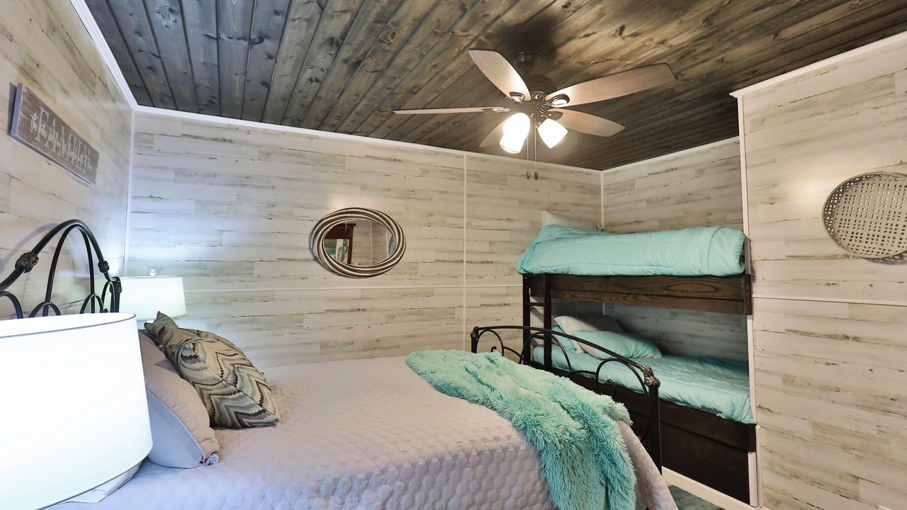 Photo of Bedroom in Rising Star