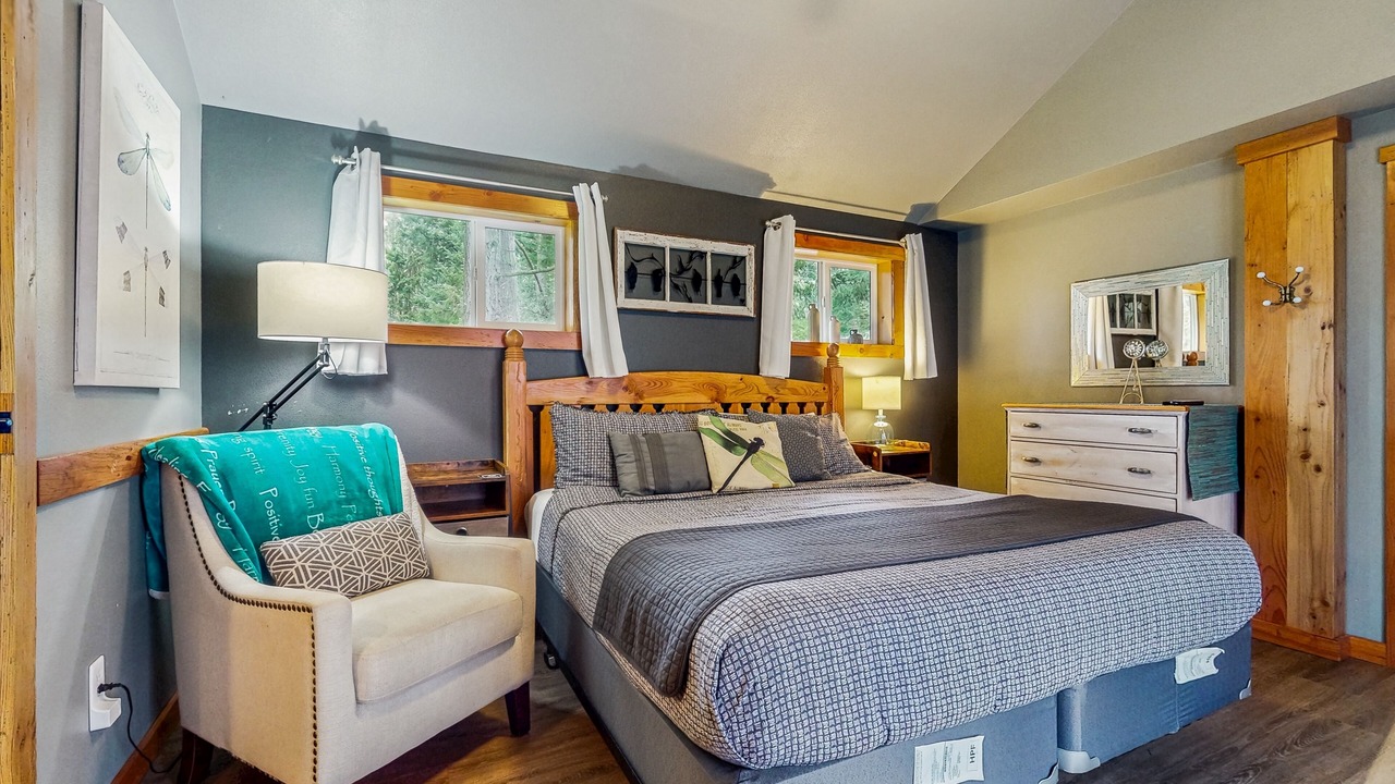 Photo of Bedroom in Freeland