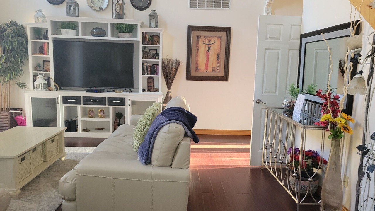 Photo of Livingroom in Lincoln