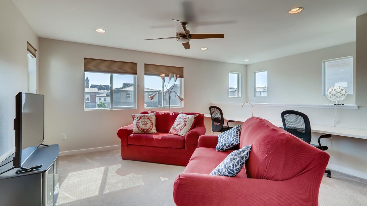 Photo of Livingroom in Northridge