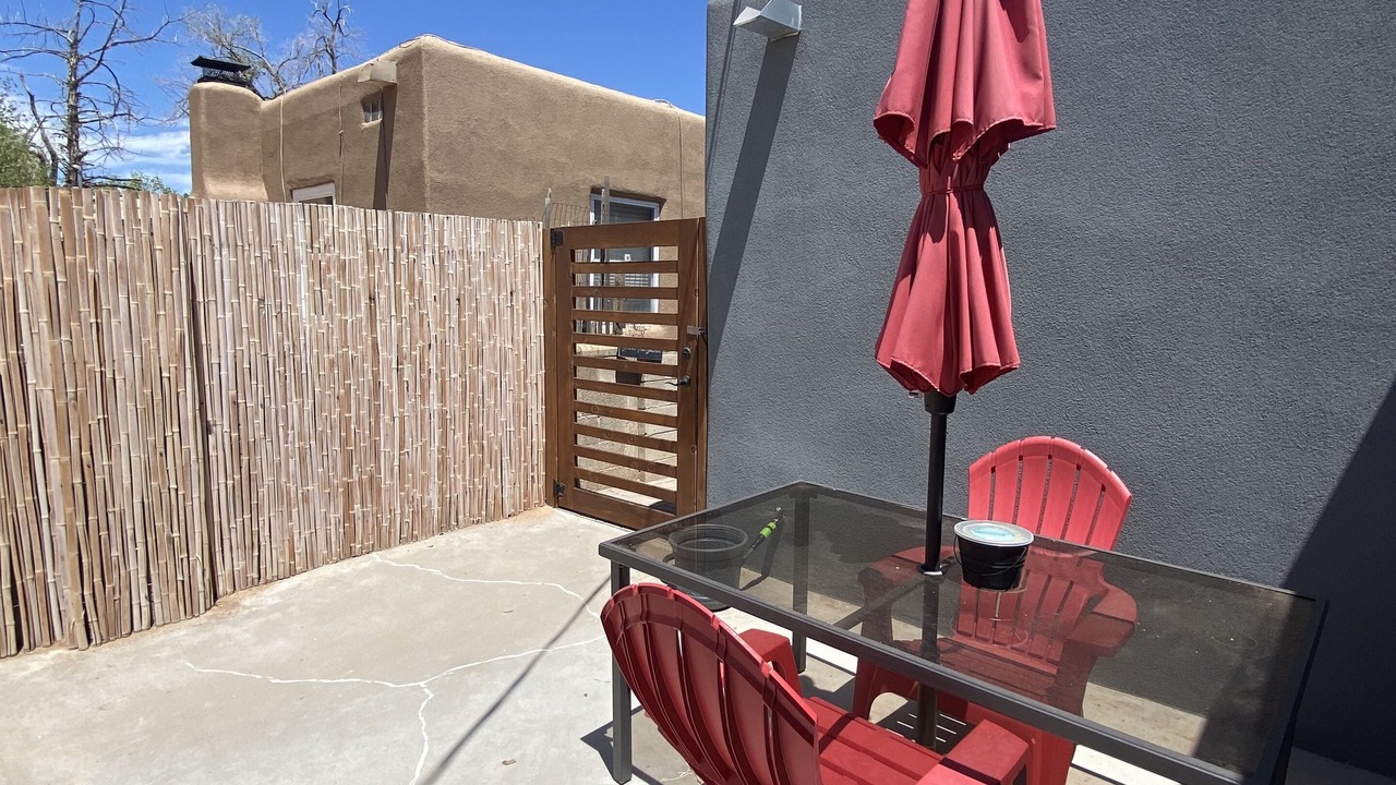 Photo of Outdoor in Parkland Hills