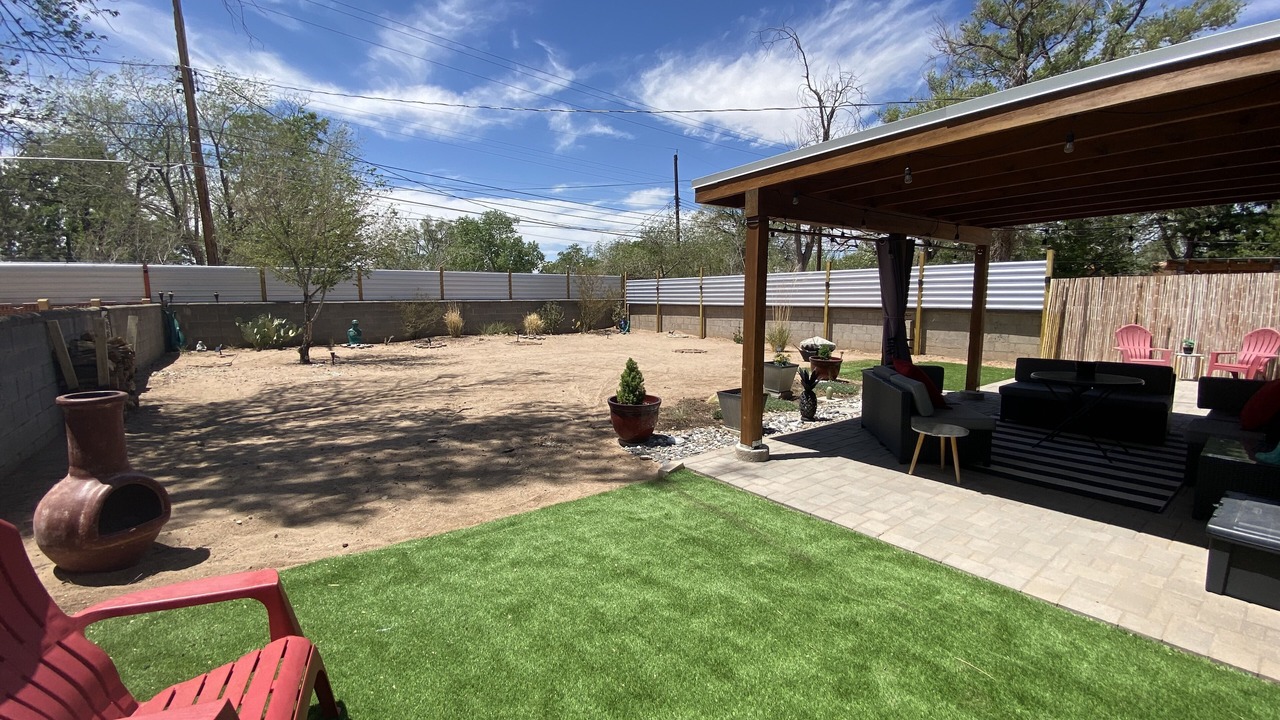 Photo of Outdoor in Parkland Hills