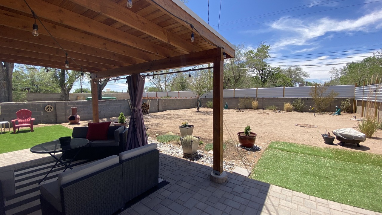 Photo of Outdoor in Parkland Hills