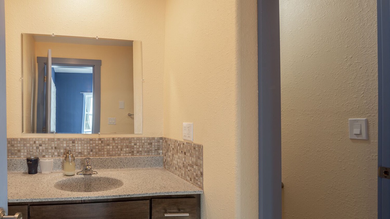 Photo of Bathroom in Coal Creek Canyon