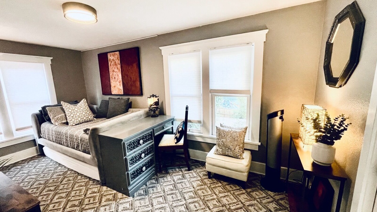 Photo of Bedroom in City Park West