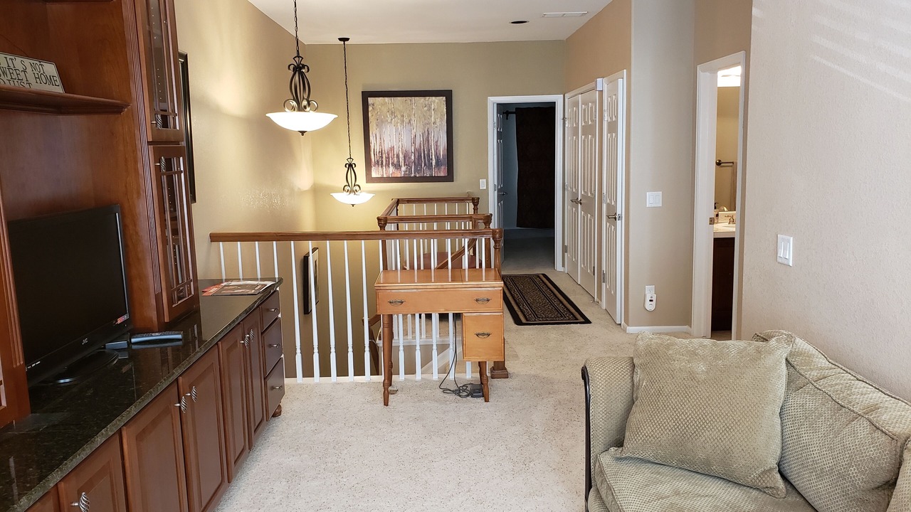 Photo of Livingroom in Westridge