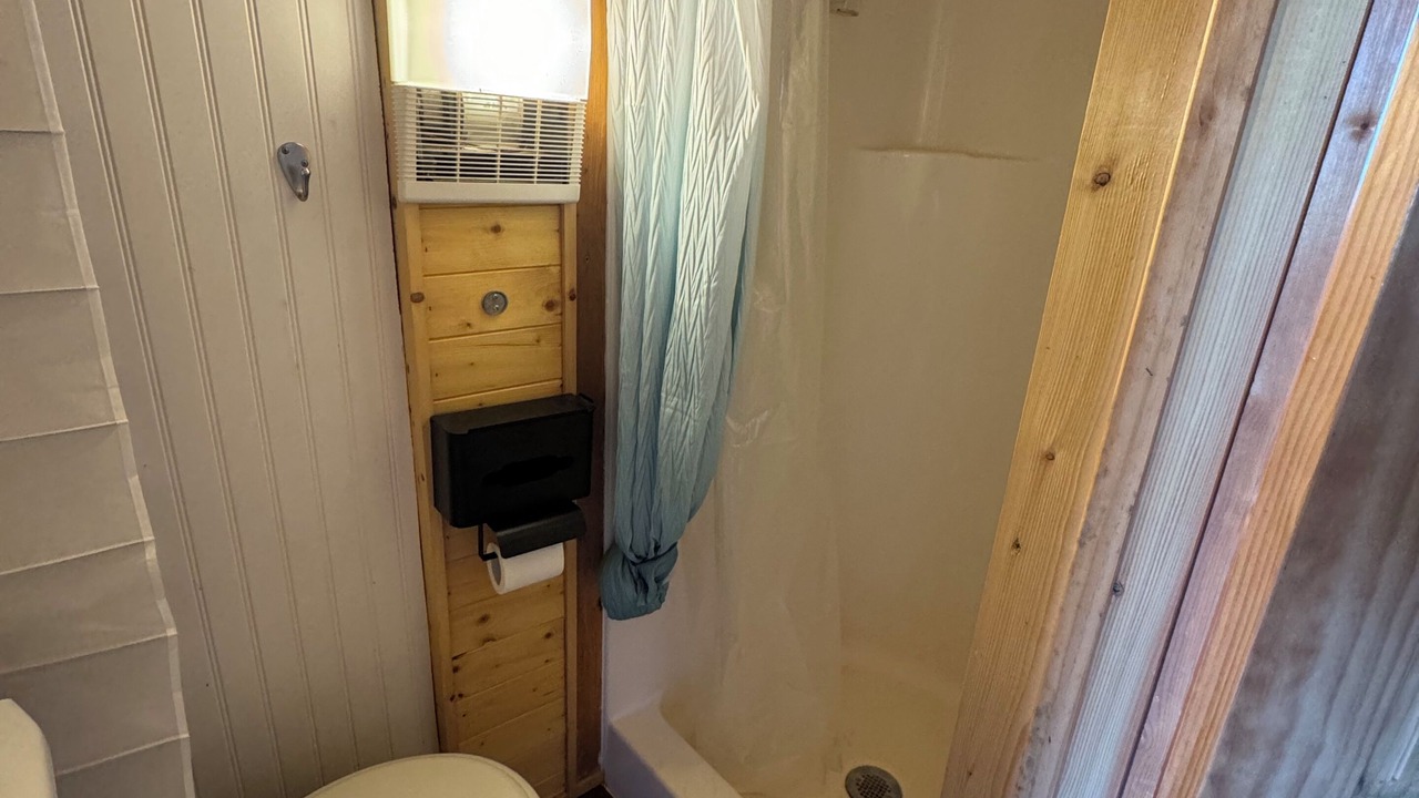 Photo of Bathroom in Prairie Lea