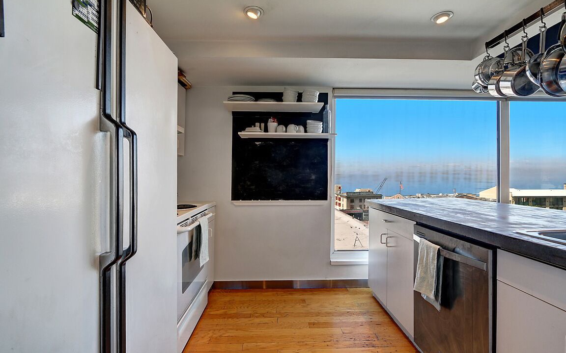 Photo of Kitchen in Downtown Seattle