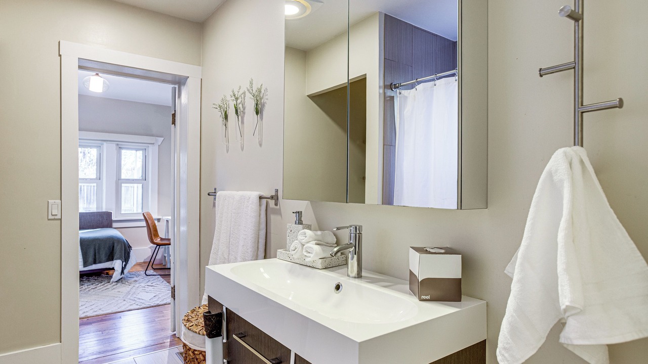 Photo of Bathroom in Rosedale