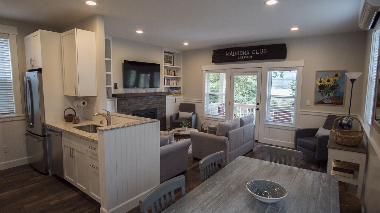 Photo of Livingroom in Eastsound