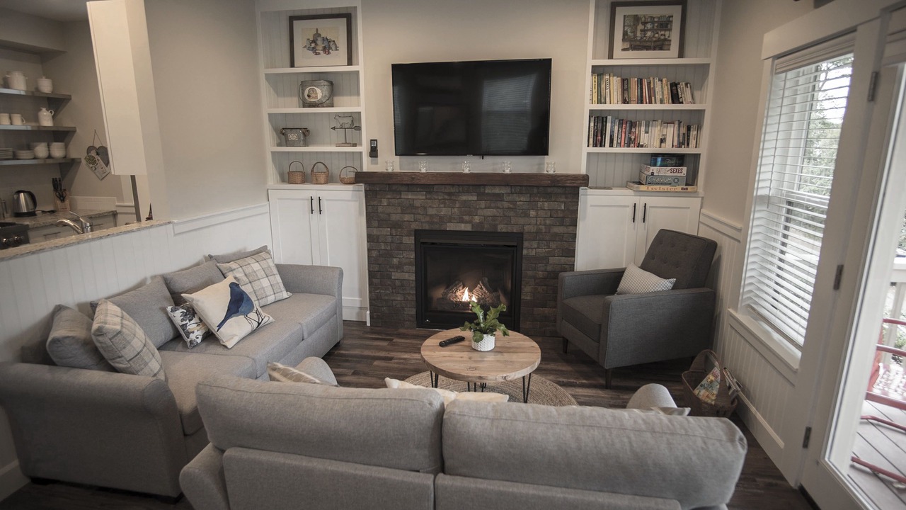 Photo of Livingroom in Eastsound