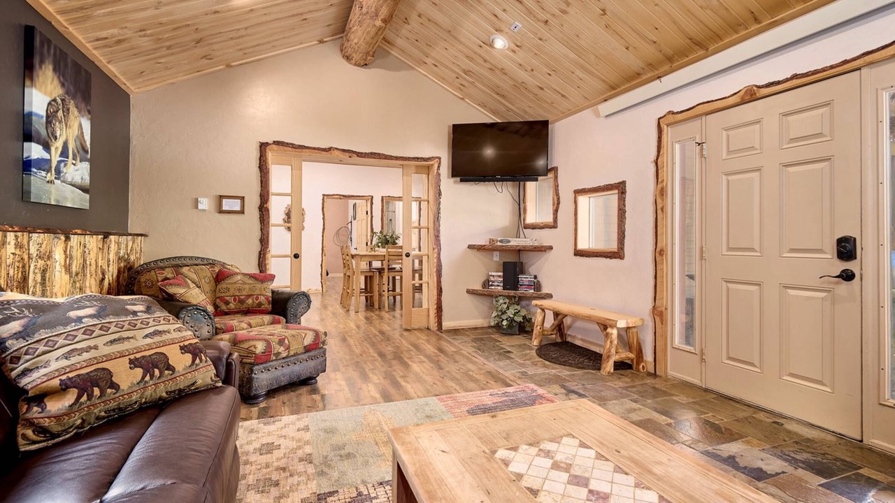 Photo of Livingroom in Albany