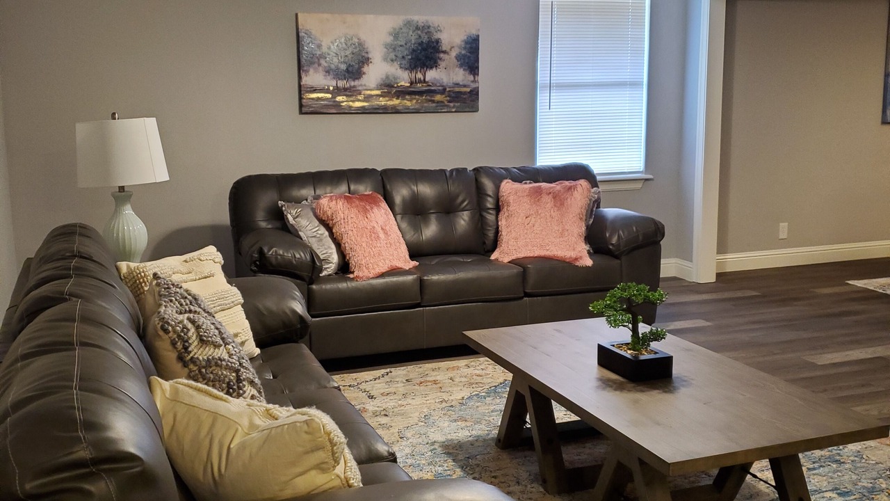Photo of Livingroom in Oklahoma City