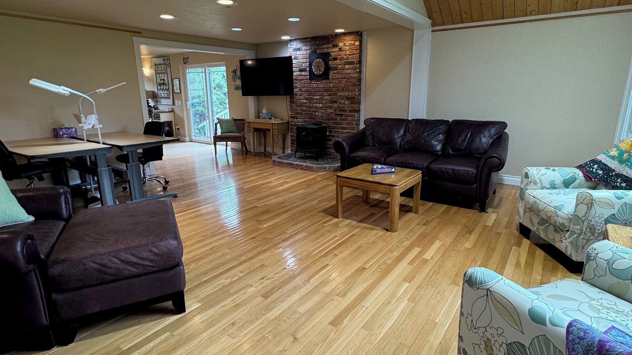 Photo of Bedroom in Chelan