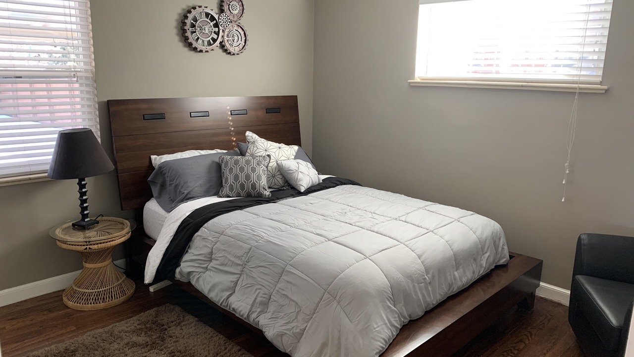 Photo of Bedroom in Northeast Park Hill