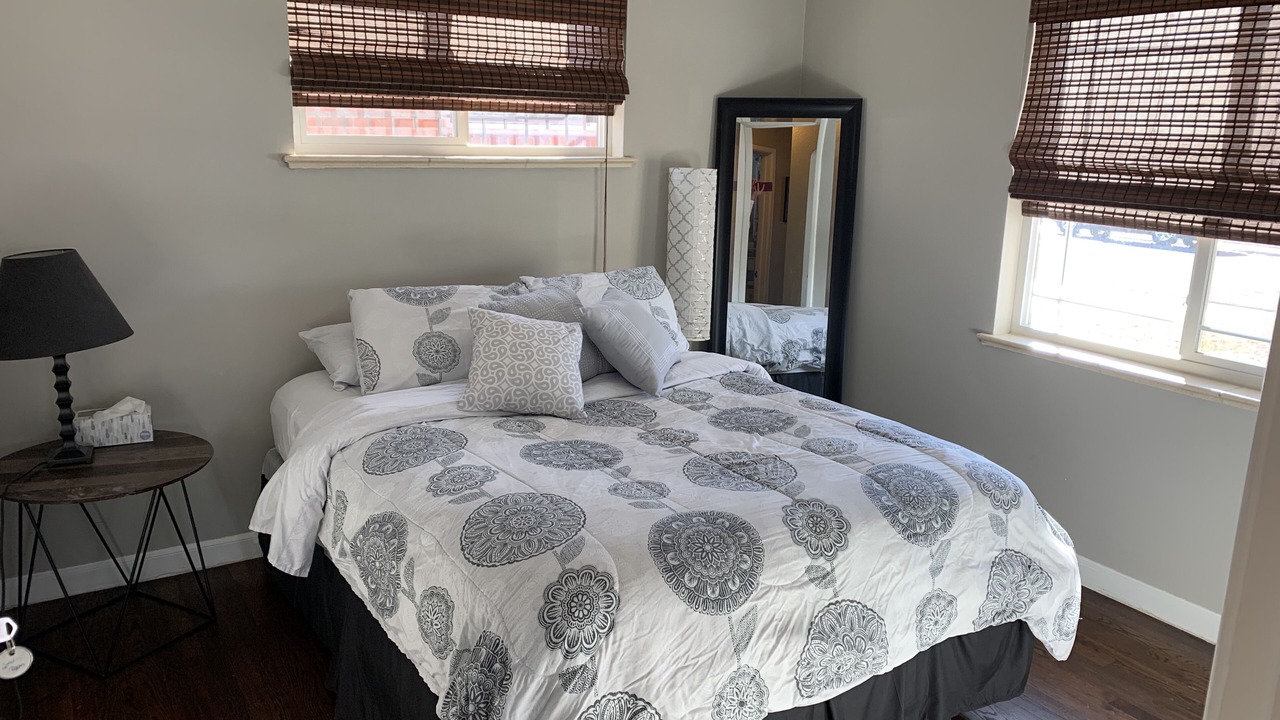 Photo of Bedroom in Northeast Park Hill