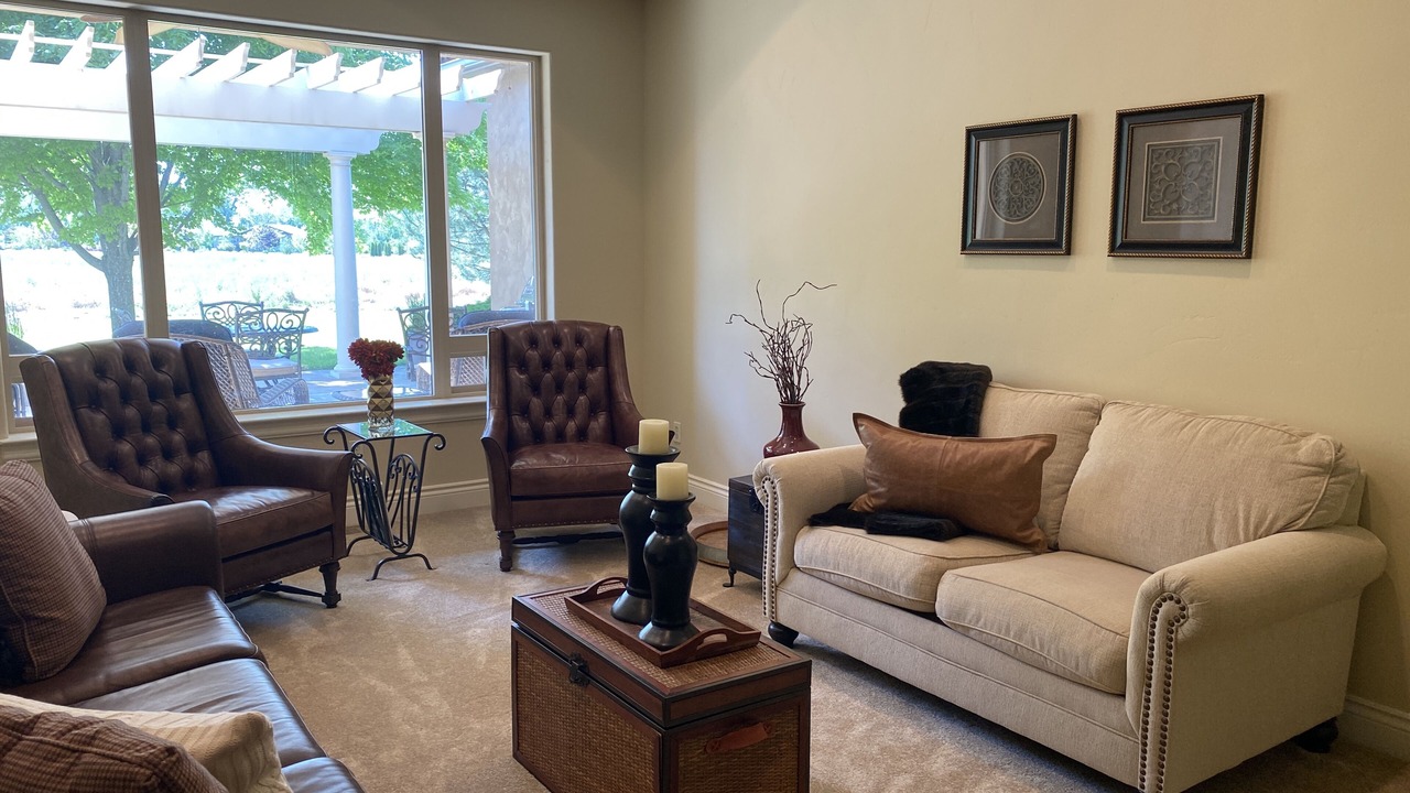 Photo of Livingroom in Walla Walla